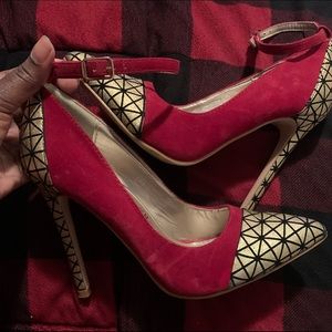 Red & Gold Pumps